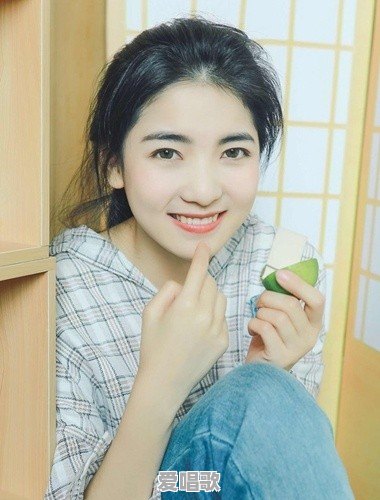 从创意上讲,李子柒的作品有没有达到《舌尖上的中国》的高度 从创意上讲,李子柒的作品有没有达到《舌尖上的中国》的高度 - 爱唱歌