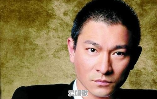 一个人唱情歌歌词带泪的鱼 一个人唱情歌歌词带泪的鱼 - 爱唱歌