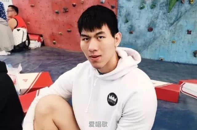 铁牛街网红歌手是谁 铁牛街网红歌手是谁 - 爱唱歌