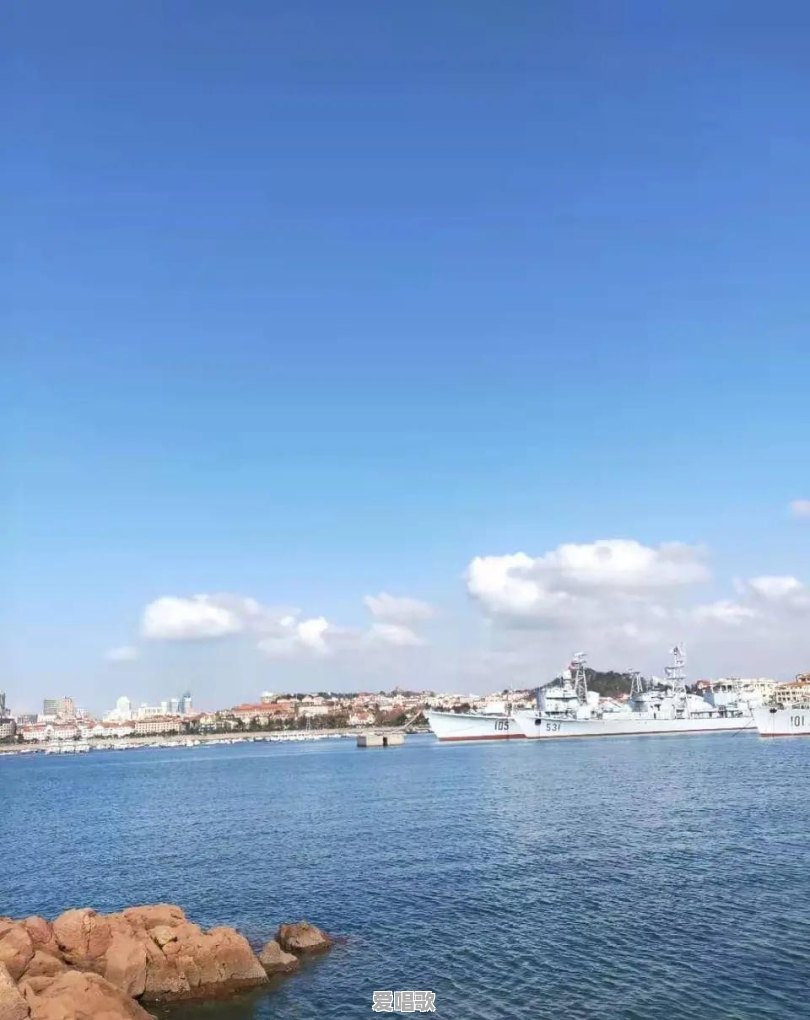 想念一个人,想见又不能见,想爱又不能爱,怎么才能摆脱这种状态 想念一个人,想见又不能见,想爱又不能爱,怎么才能摆脱这种状态 - 爱唱歌