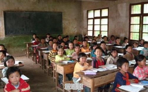 最早听过的一首流行歌曲是什么 最早听过的一首流行歌曲是什么 - 爱唱歌