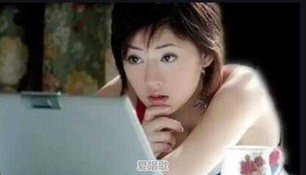 网上认识一个女生每天发信息找我聊天,还叫我去见她。证明什么 网上认识一个女生每天发信息找我聊天,还叫我去见她。证明什么 - 爱唱歌