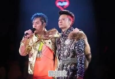 泰迪太好动怎样让它安静下来 - 爱唱歌