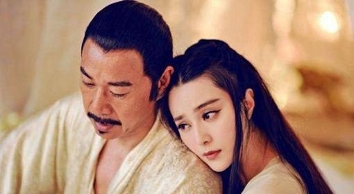 李世民与武则天圆房当夜,房梁突然掉落,二人后来怎么样了 李世民与武则天圆房当夜,房梁突然掉落,二人后来怎么样了 - 爱唱歌