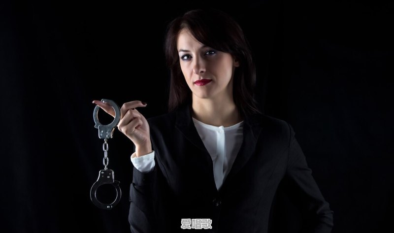 霍尊的前女友陈露是否会面临法律的制裁?事件将如何发展 霍尊的前女友陈露是否会面临法律的制裁?事件将如何发展 - 爱唱歌