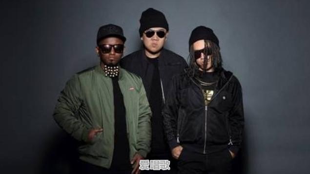 再见我最亲爱的人原唱 - 爱唱歌