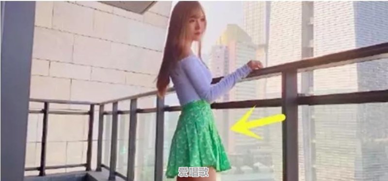 LOL腐团儿又晒新造型,身穿荧光绿裙子觉得自己是信号灯,你觉得咋样 LOL腐团儿又晒新造型,身穿荧光绿裙子觉得自己是信号灯,你觉得咋样 - 爱唱歌