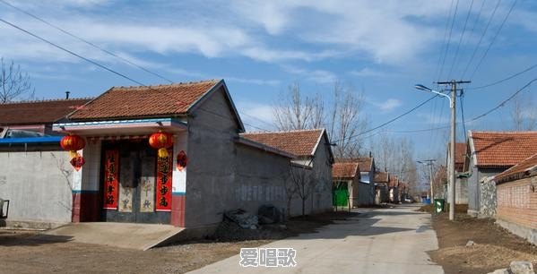 即将毕业工资3000，公司好几个员工离职，是呆着还是离开 - 爱唱歌