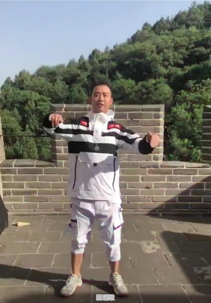 农村人死人之后有些要请人来哭的歌 农村人死人之后有些要请人来哭的歌 - 爱唱歌
