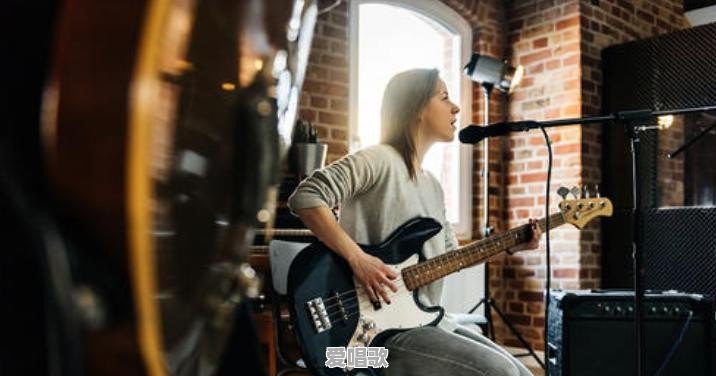 关于低音女歌手及适合低音唱的歌 关于低音女歌手及适合低音唱的歌 - 爱唱歌