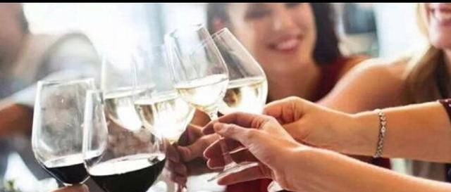 酒桌唱歌的技巧和方法 酒桌唱歌的技巧和方法 - 爱唱歌