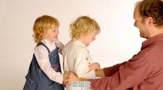 家中男孩三岁,说话老是嗲声嗲气的,怎么教育 家中男孩三岁,说话老是嗲声嗲气的,怎么教育 - 爱唱歌