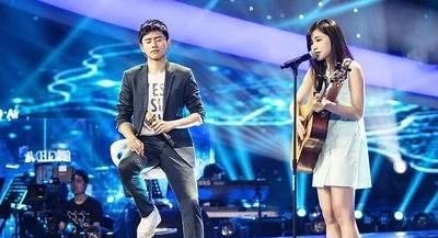 怎样翻唱别人的歌曲,还有伴奏音乐怎么弄 怎样翻唱别人的歌曲,还有伴奏音乐怎么弄 - 爱唱歌