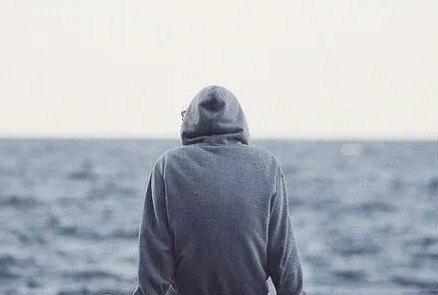 如今生活中的中年男人,为什么变得越来越沉默了 - 爱唱歌