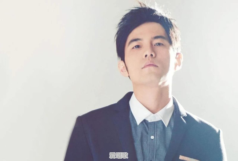 你认为周杰伦和黎明两人同时在内地开演唱会，谁的人气会更高更火爆呢?为什么 - 爱唱歌