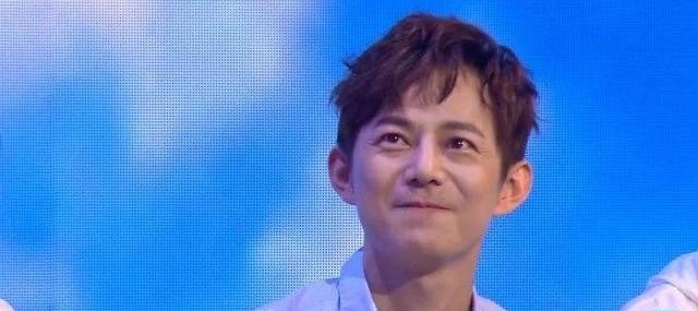 网络评论华晨宇的歌曲视频是真的吗 网络评论华晨宇的歌曲视频是真的吗 - 爱唱歌