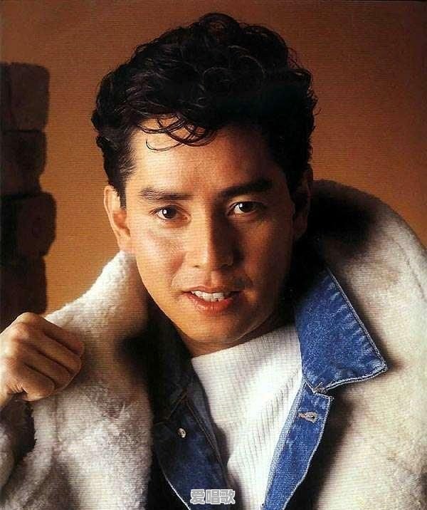 中低音网红男歌手 中低音网红男歌手 - 爱唱歌