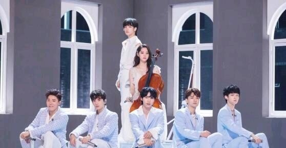 腾讯音乐娱乐盛典获得年度十大金曲奖 - 爱唱歌