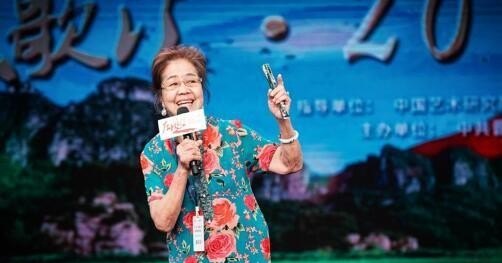 民族女唱歌发声技巧视频 民族女唱歌发声技巧视频 - 爱唱歌