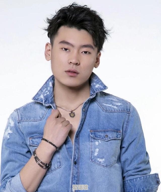 隔壁老樊的歌曲大家认为怎么样?他是不是2019年出现的最优秀的歌手 隔壁老樊的歌曲大家认为怎么样?他是不是2019年出现的最优秀的歌手 - 爱唱歌