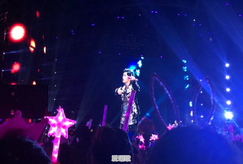 喜欢听周杰伦唱歌的都是什么年代的人?年龄大的有爱听的吗 喜欢听周杰伦唱歌的都是什么年代的人?年龄大的有爱听的吗 - 爱唱歌