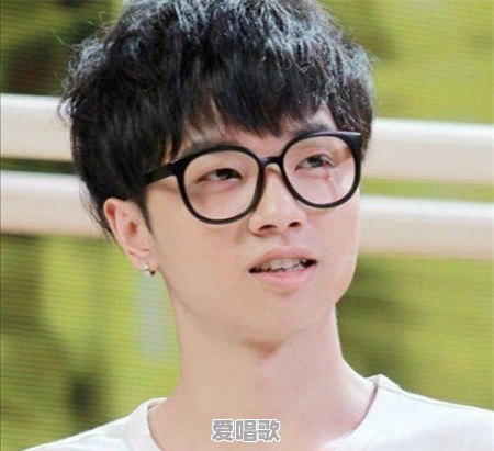 喜欢毛毛比较温柔的歌,也喜欢花花的猛烈的歌,是不是很矛盾 喜欢毛毛比较温柔的歌,也喜欢花花的猛烈的歌,是不是很矛盾 - 爱唱歌