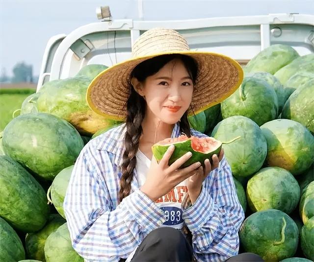 真实还是商业?麦小登、小乔、甜丽的网红之路对比